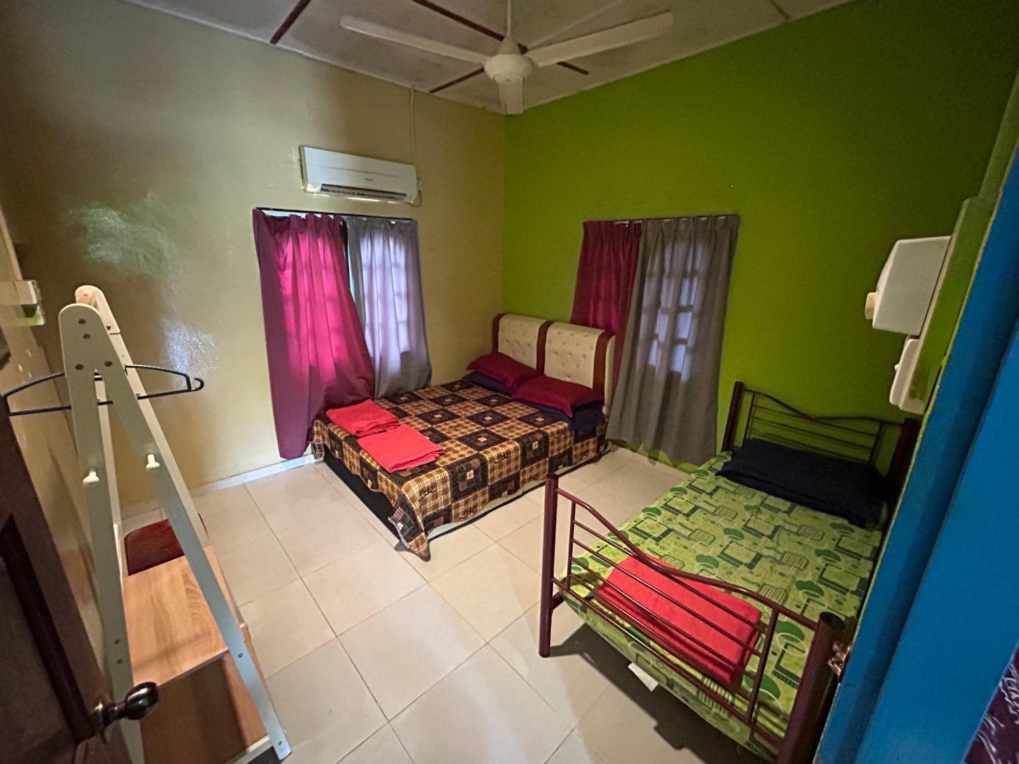 Dtahan Motel Taman Negara Kuala Tahan Luaran gambar