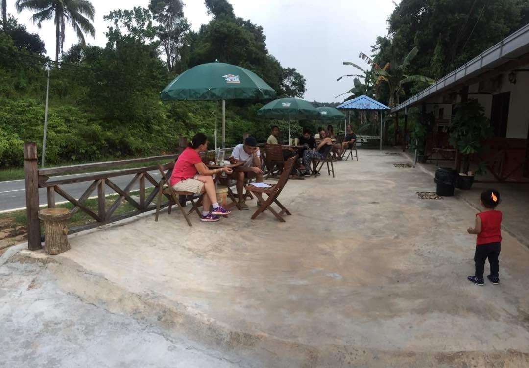 Dtahan Motel Taman Negara Kuala Tahan Luaran gambar
