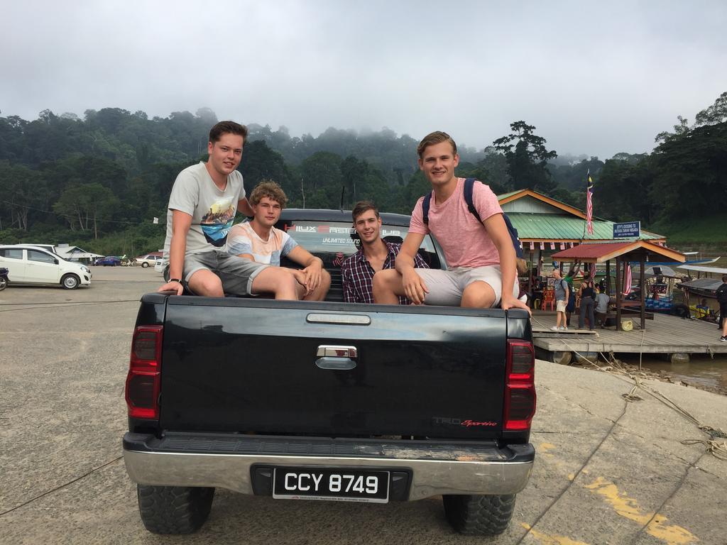 Dtahan Motel Taman Negara Kuala Tahan Luaran gambar